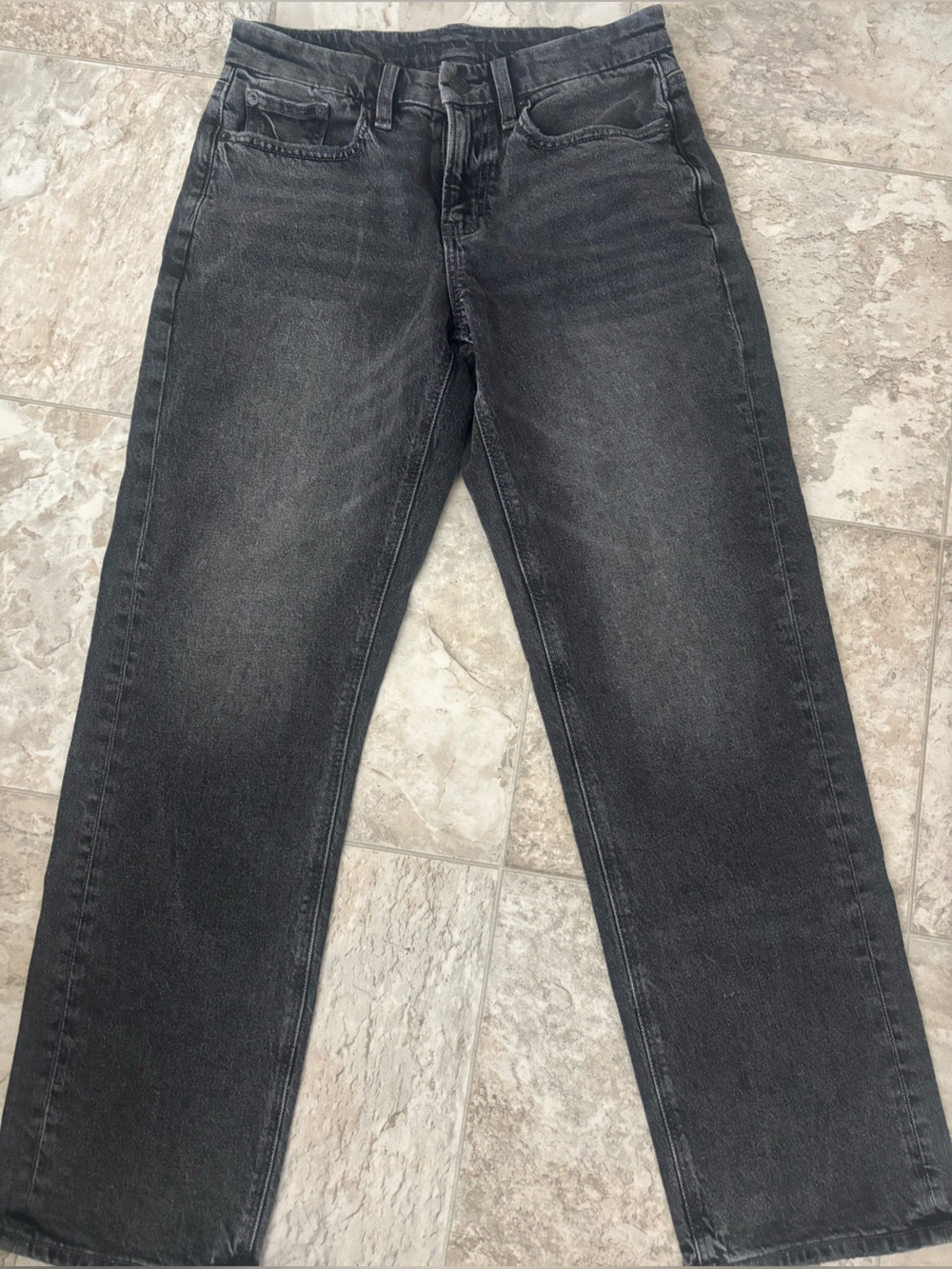 American eagle women’s Black Washed Straight-Leg Jeans